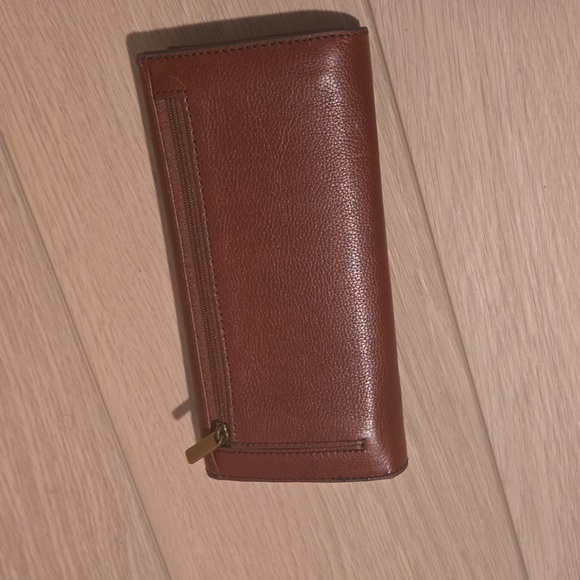 Fossil Brown Leather Wallet - Picture 2 of 4